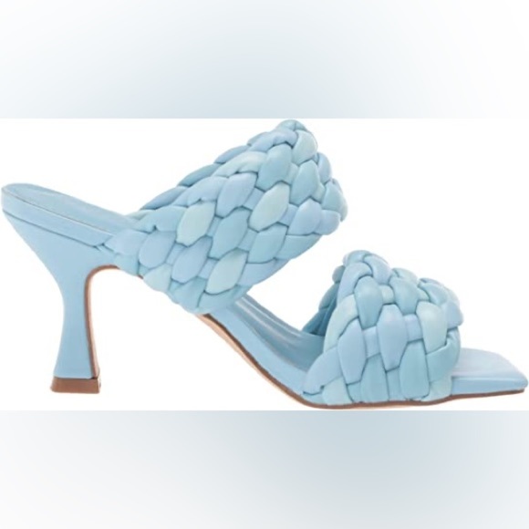 Marc Fisher Women's Toree Square Toed Heeled Sandal size 5​ - Picture 2 of 11